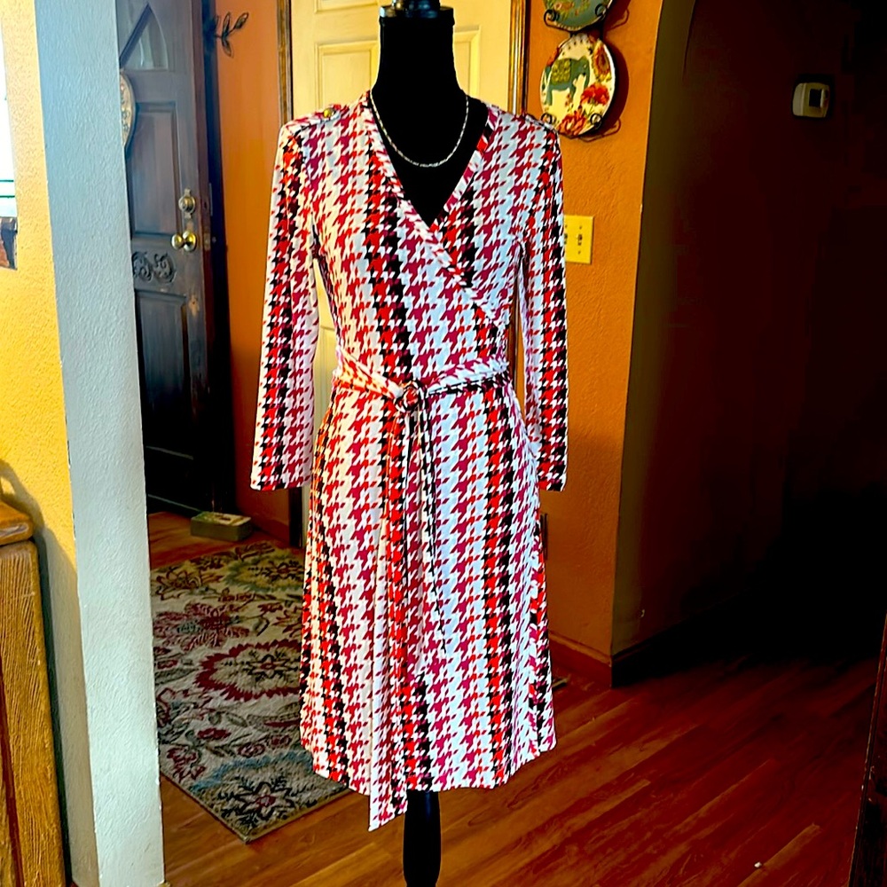Banana Republic long sleeve wrap dress size S